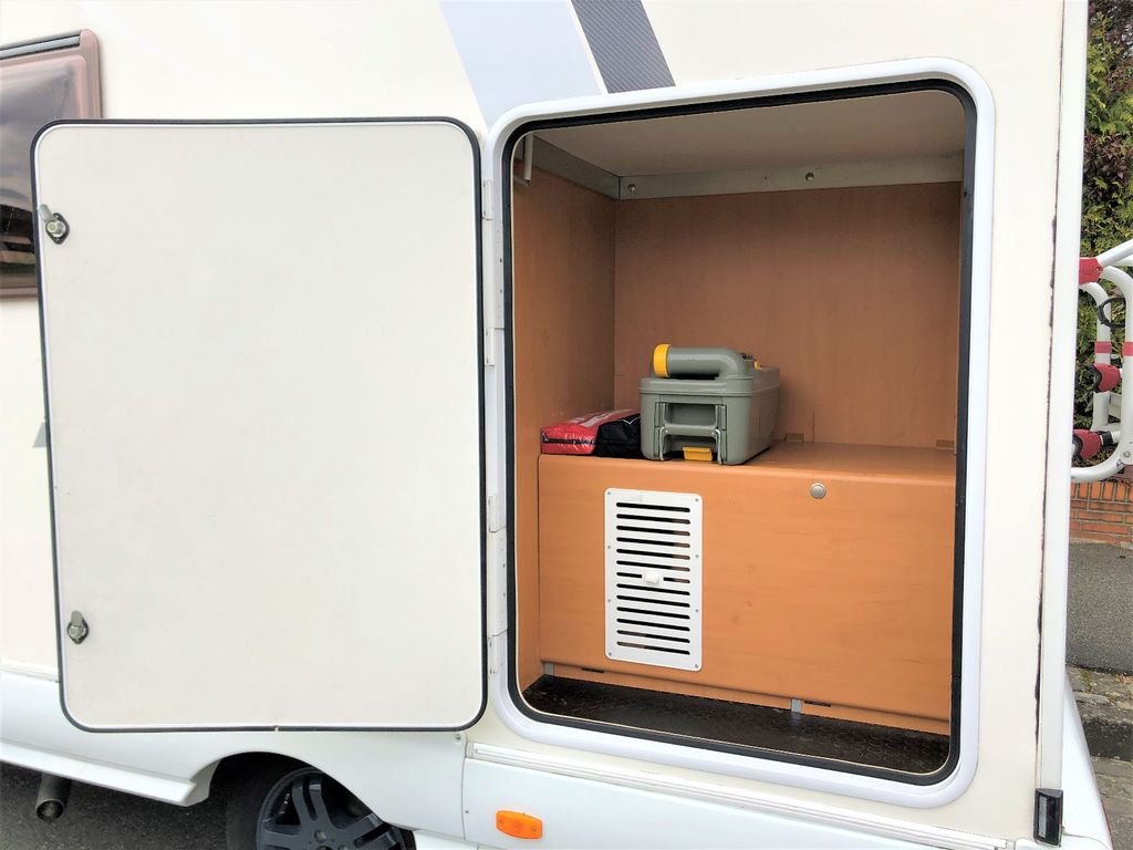Fiat Ducato Alkoven Joint