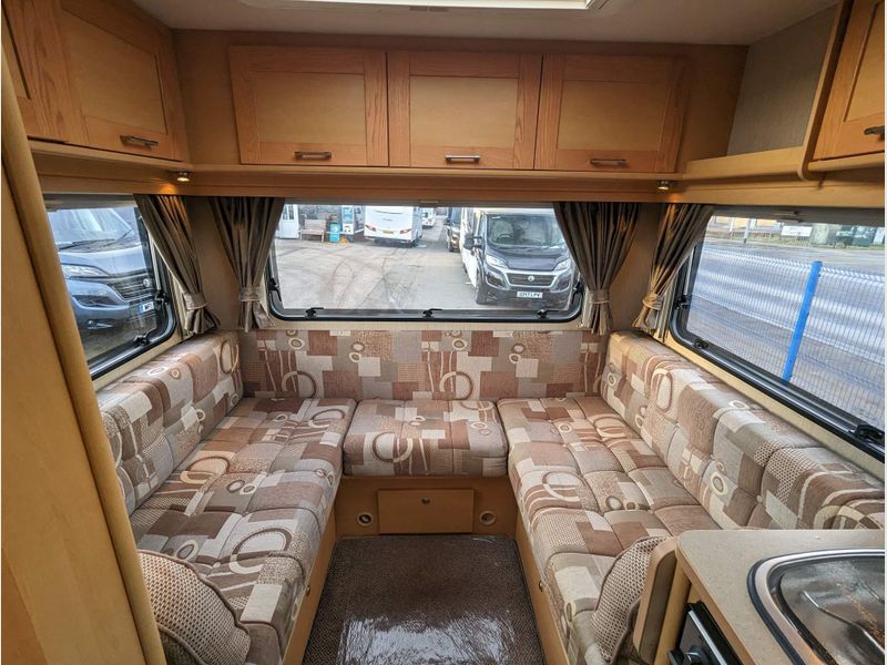 Elddis Autoquest 120