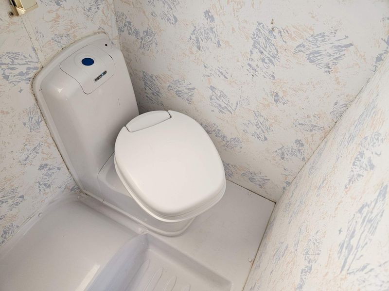 Elddis Autoquest 180