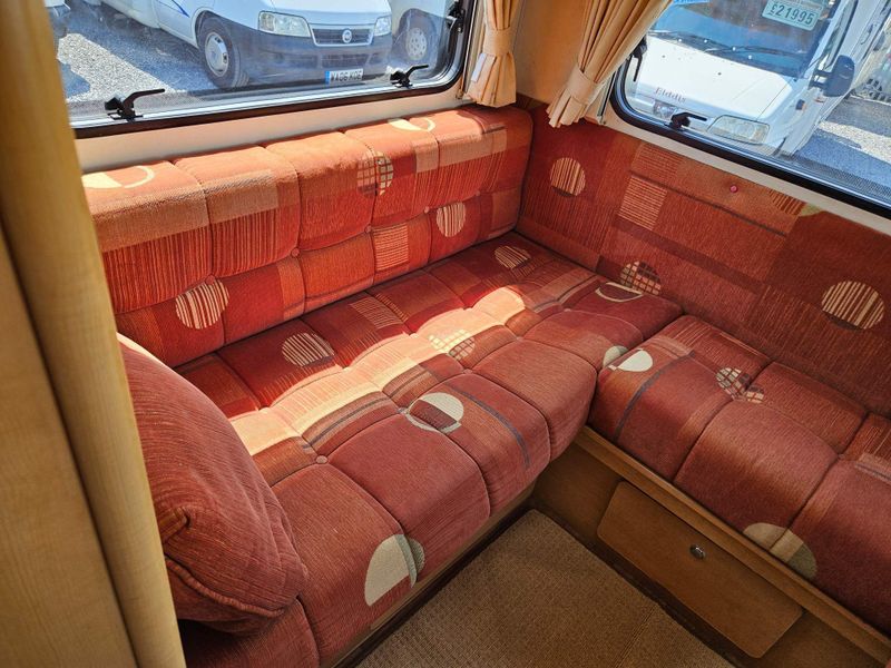 Elddis Autoquest 180