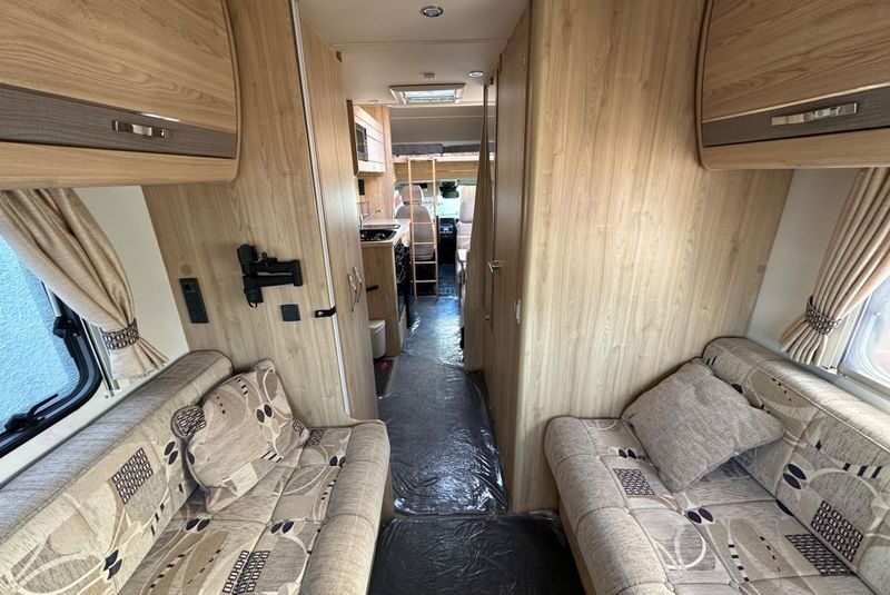Elddis Majestic 180