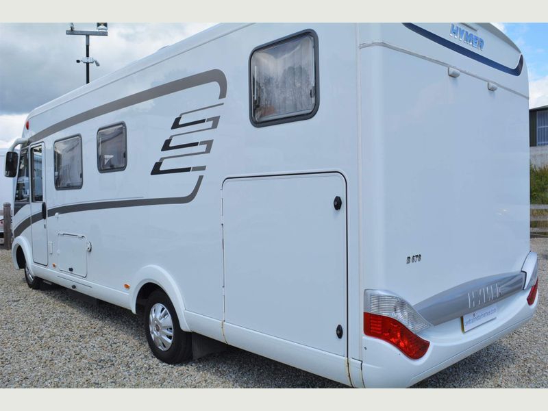 Hymer B678