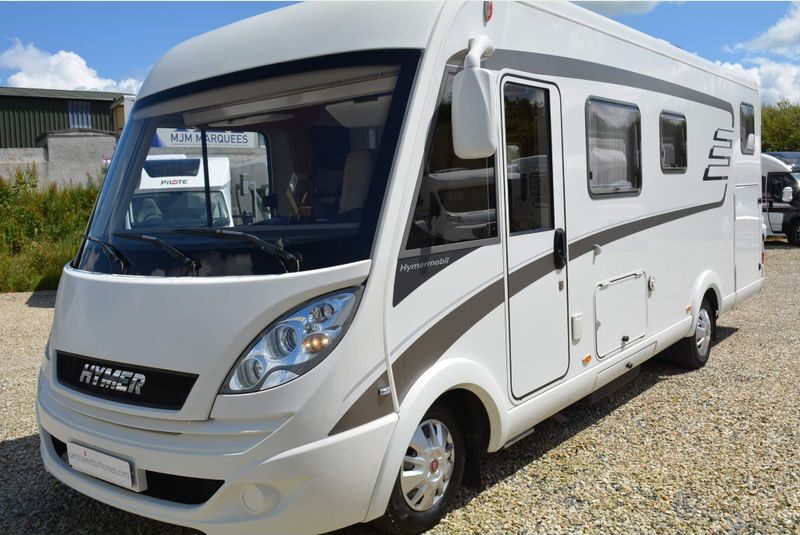 Hymer B678