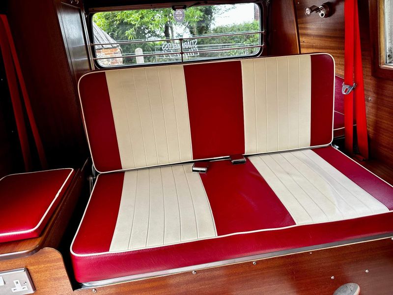 Volkswagen T2 Campervan