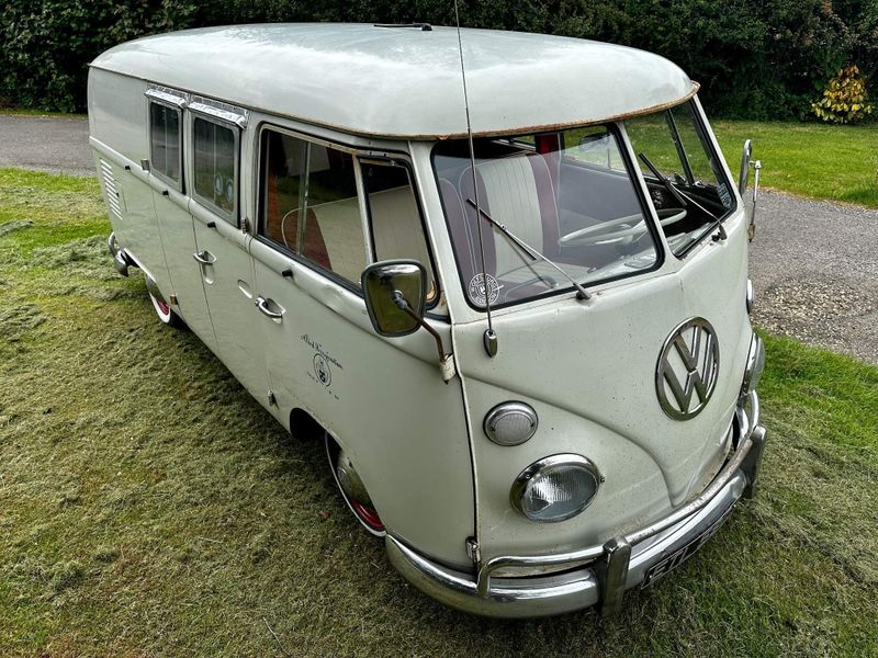 Volkswagen T2 Campervan
