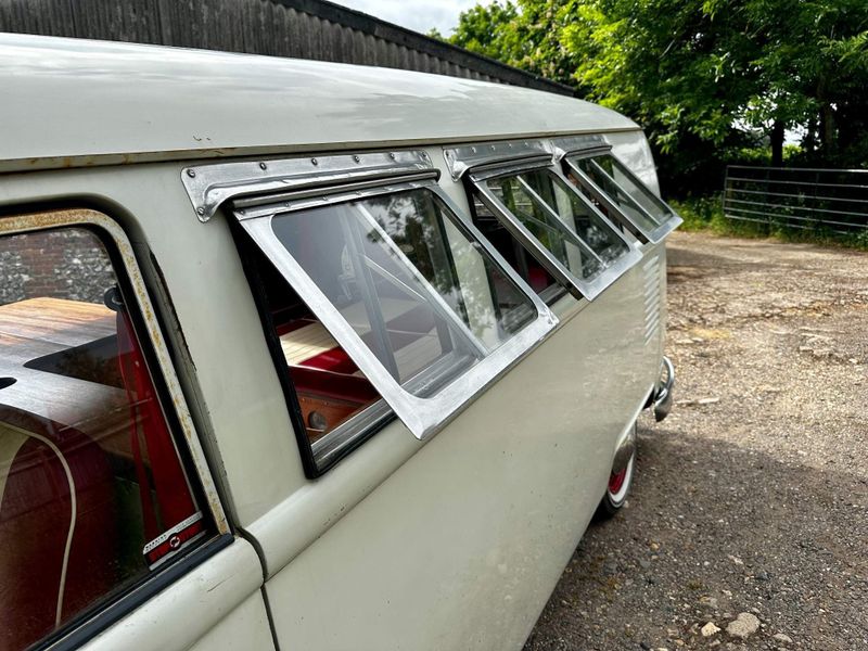 Volkswagen T2 Campervan
