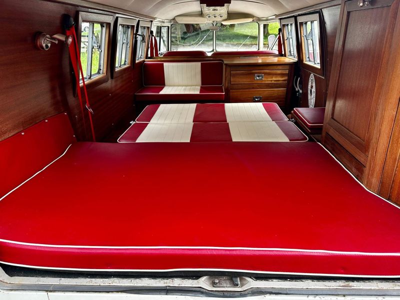 Volkswagen T2 Campervan