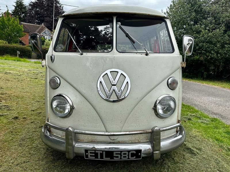 Volkswagen T2 Campervan