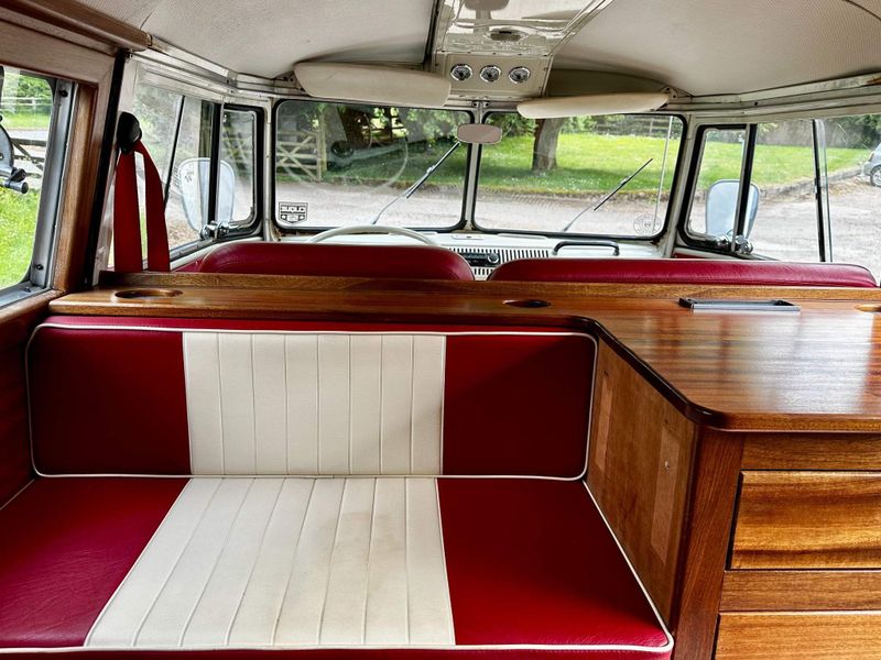 Volkswagen T2 Campervan