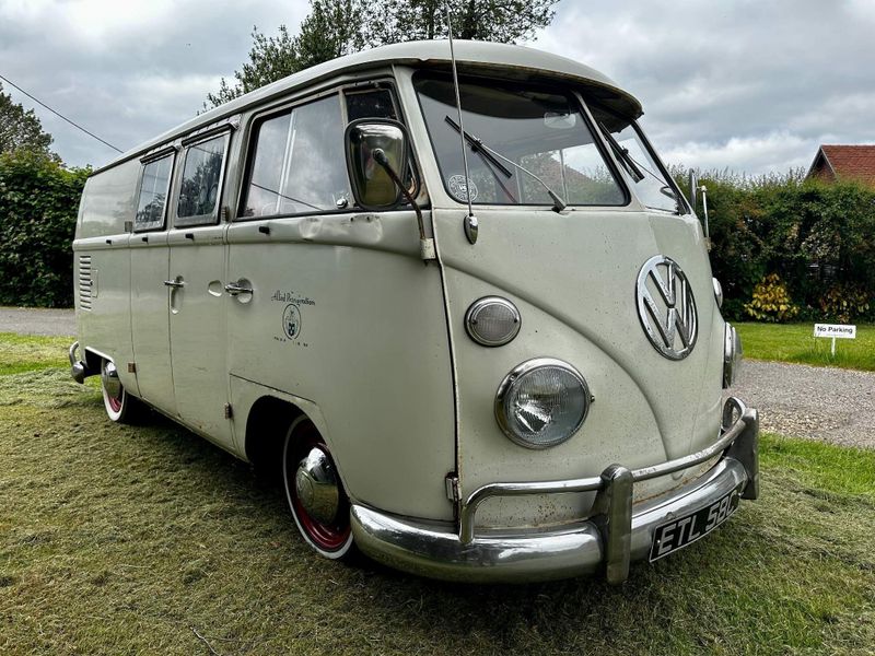 Volkswagen T2 Campervan