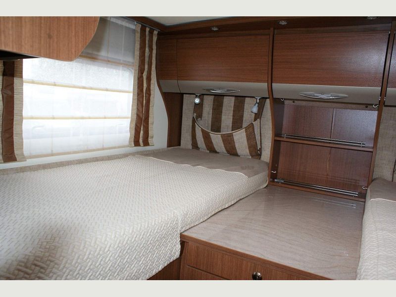 Burstner Ixeo Plus 726G