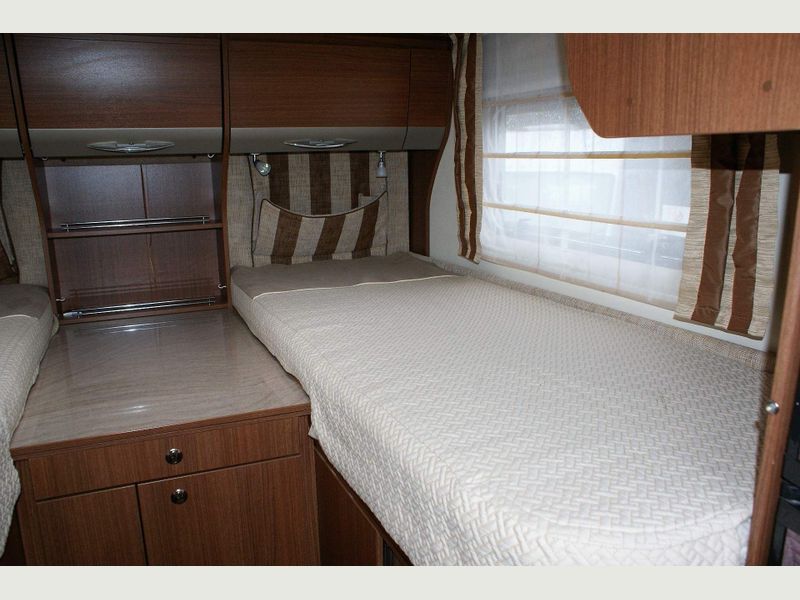 Burstner Ixeo Plus 726G