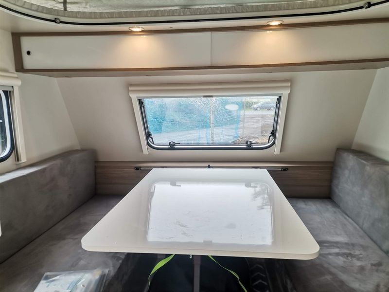 Trigano Silver Mini Freestyle 270