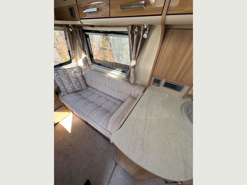 Bailey Unicorn Black Vigo