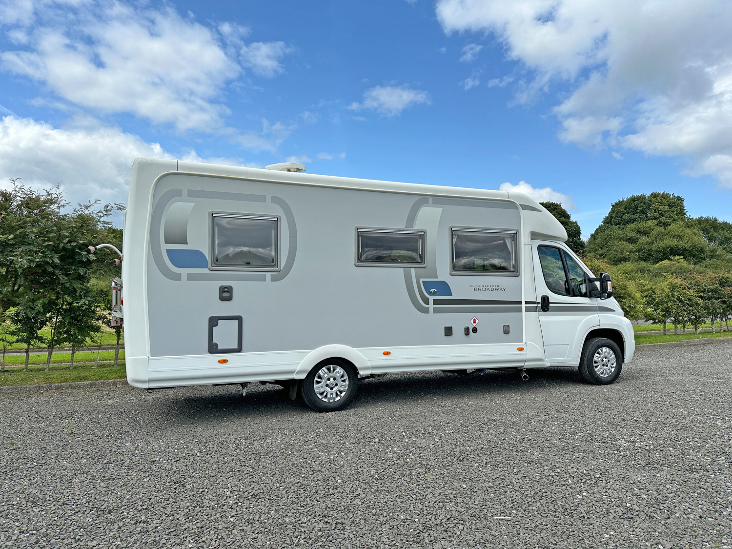 AUTO-SLEEPER BROADWAY
