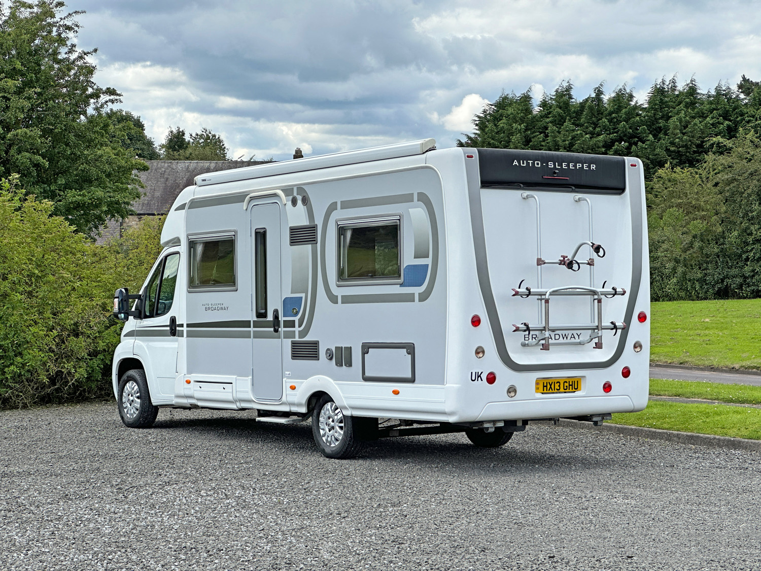 AUTO-SLEEPER BROADWAY