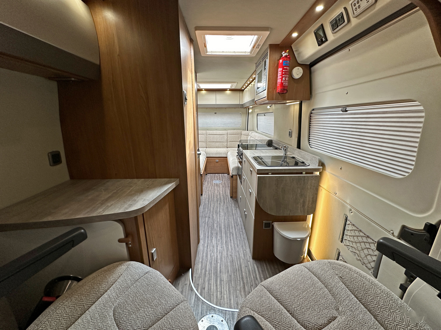 Auto-Trail V-Line 635