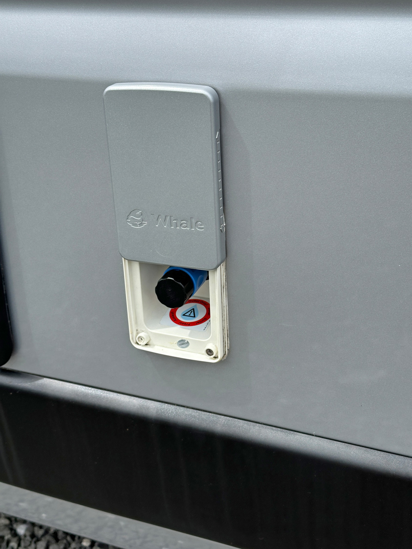 Auto-Trail V-Line 635