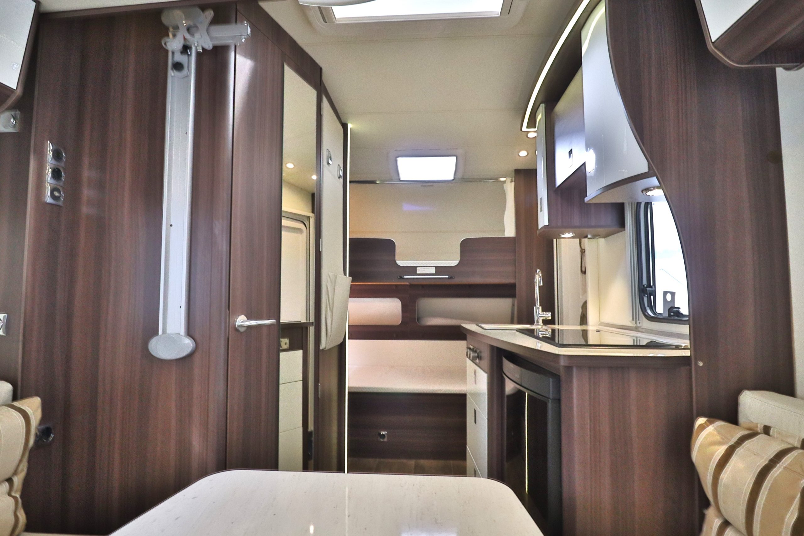 Burstner Averso 440 TK Plus