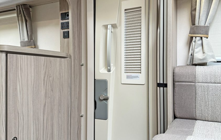 Elddis Evolution 185