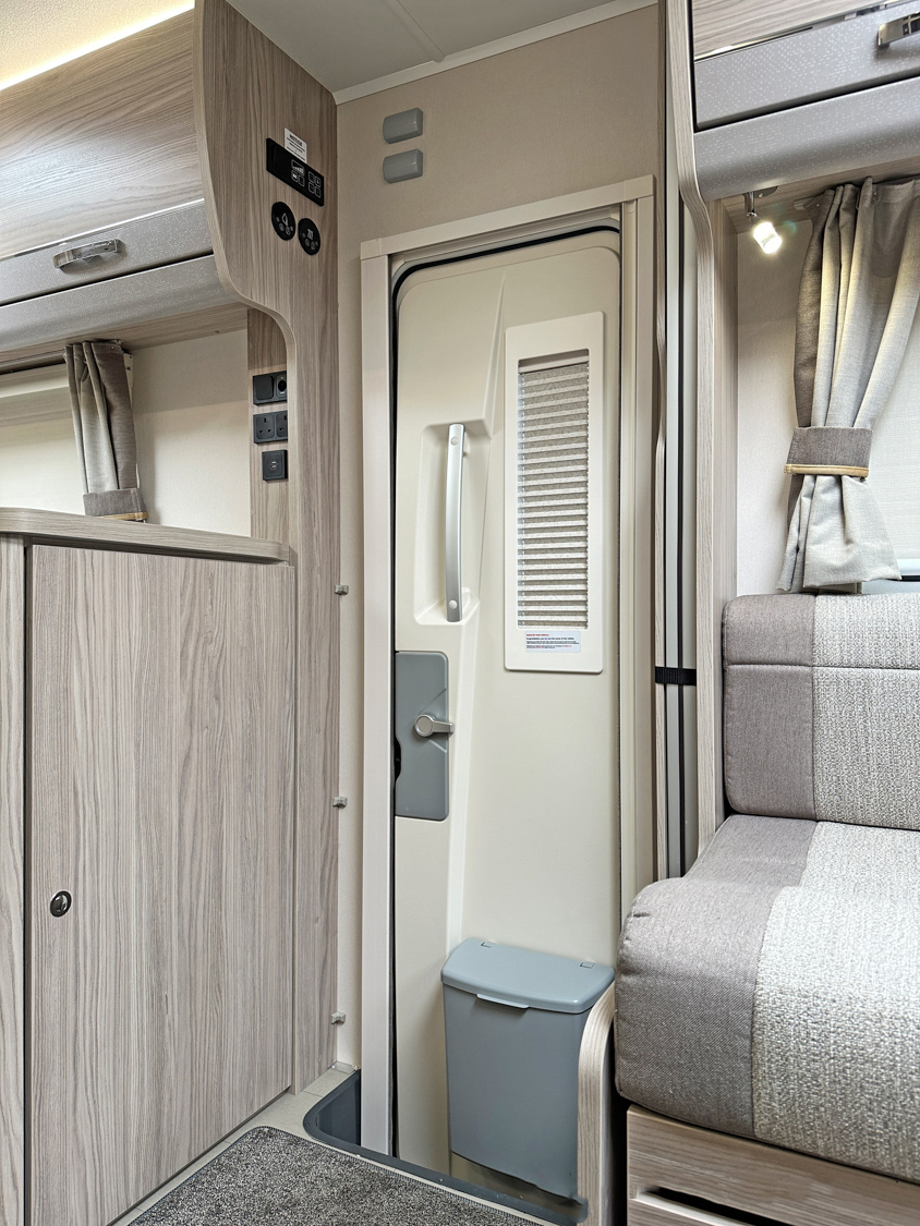 Elddis Evolution 185