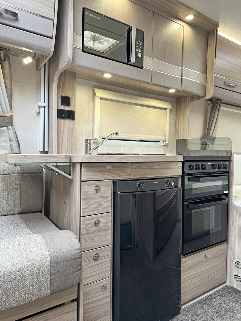 Elddis Evolution 185