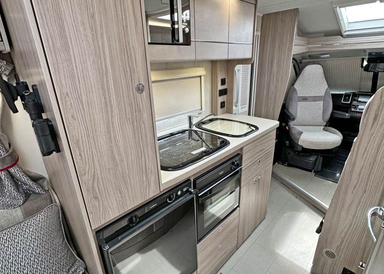 Elddis Majestic 135