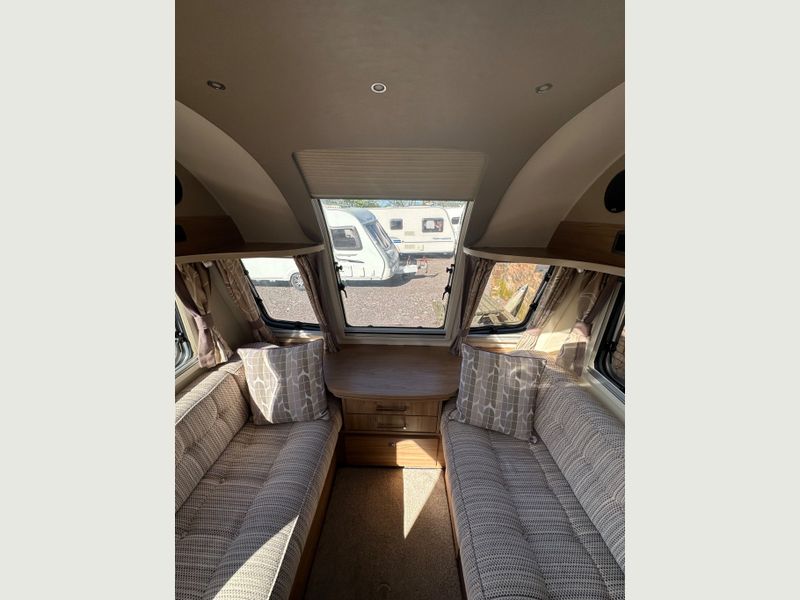 Bailey Unicorn Black Vigo