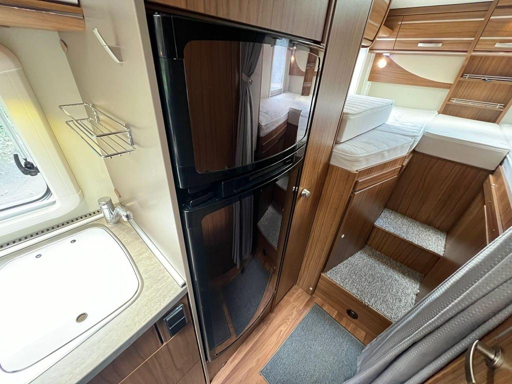 Hymer Exsis I 588