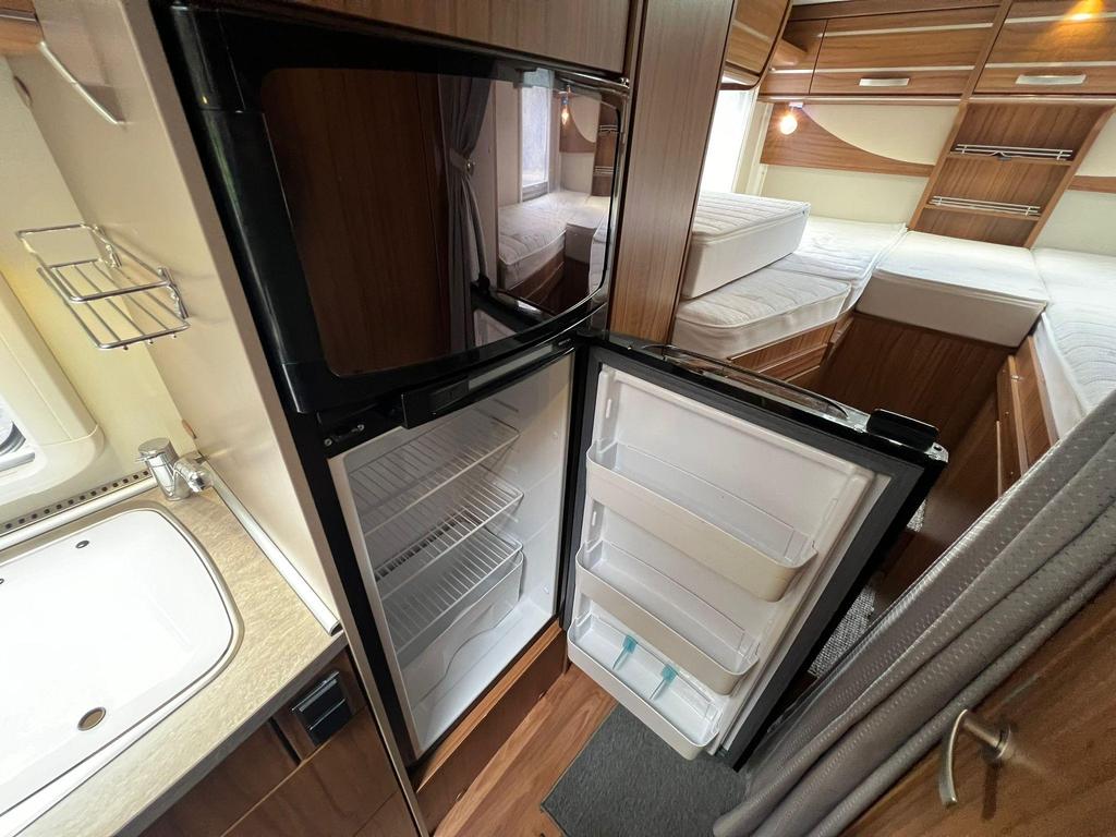 Hymer Exsis I 588