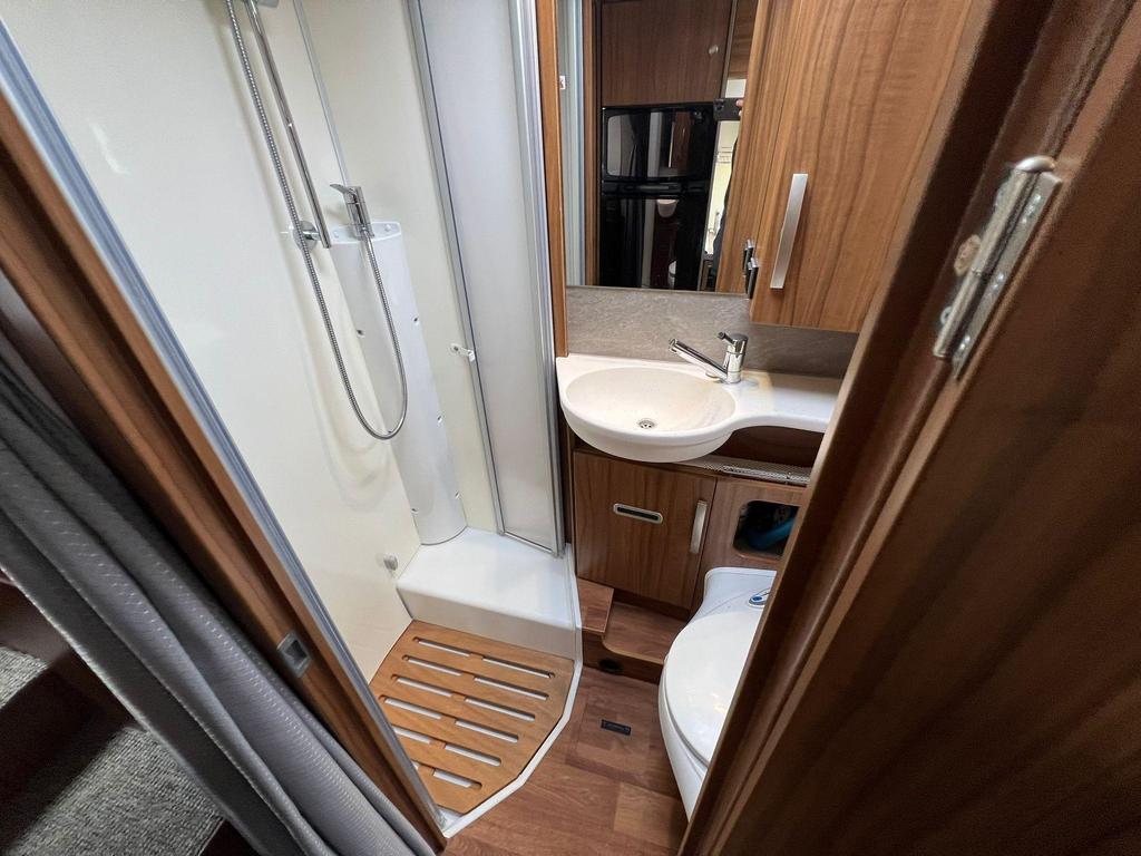 Hymer Exsis I 588