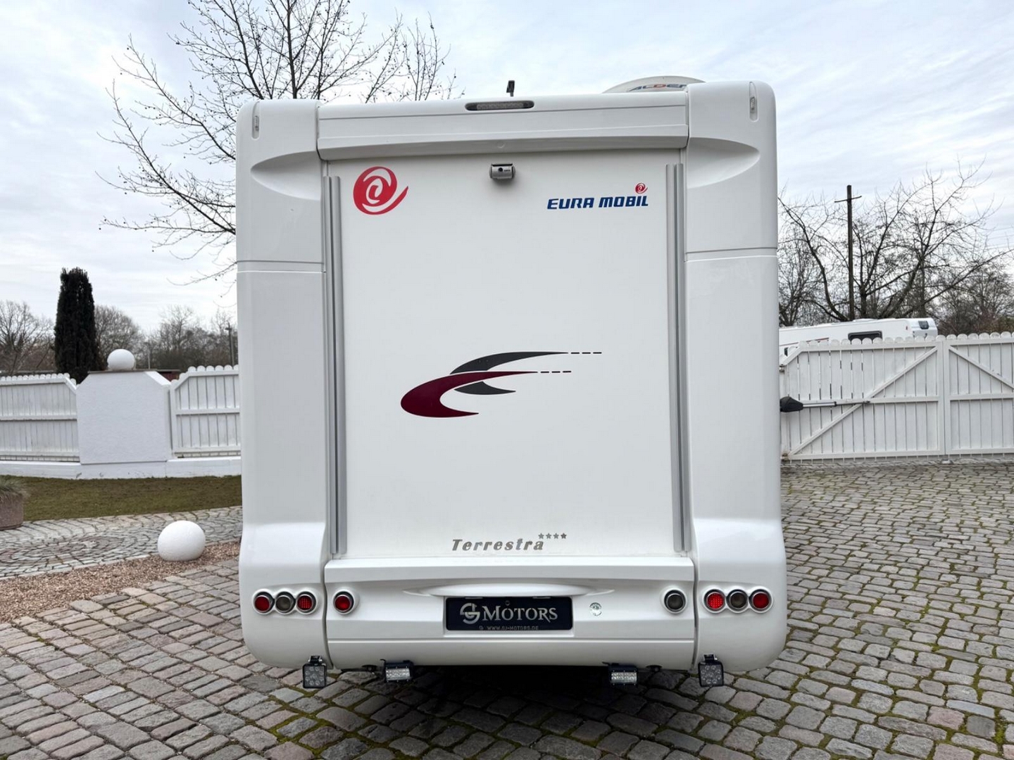 Eura Mobil Terrestra 720