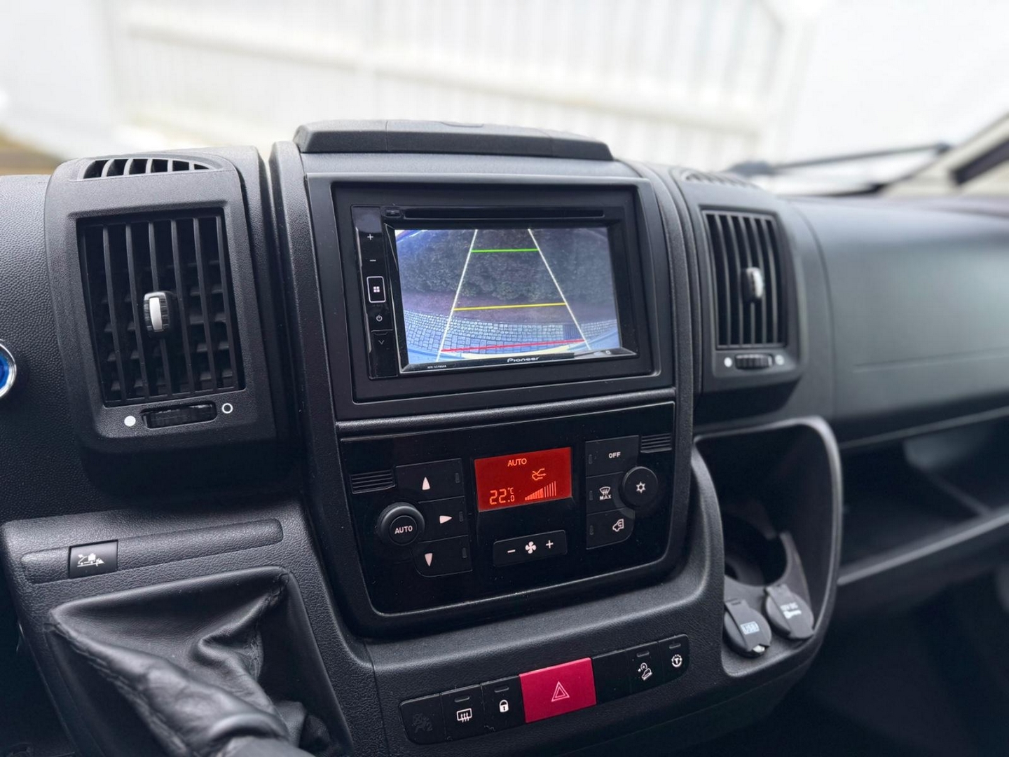 Eura Mobil Terrestra 720